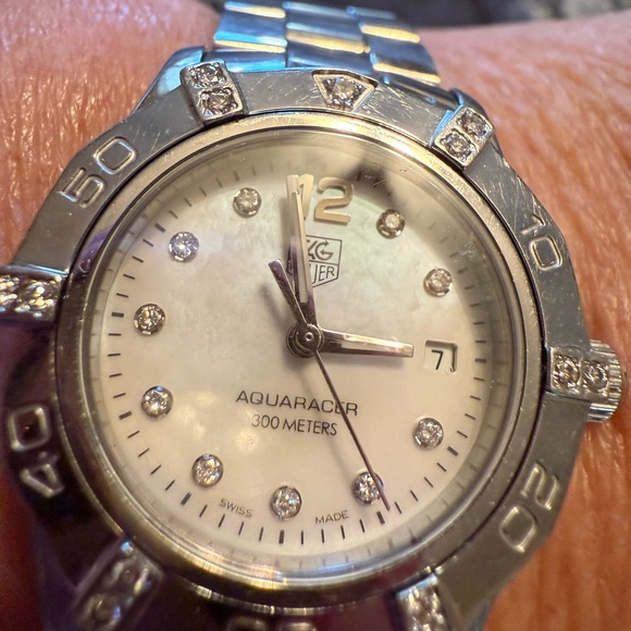 Tag Heuer Aquaracer Diamond Women's Watch - Picture 7 of 10